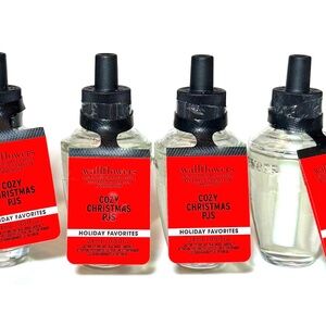 COZY CHRISTMAS PJs Wallflowers